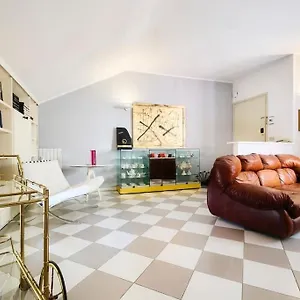 Art & Design In Centro Storico , Casalmaggiore Italia